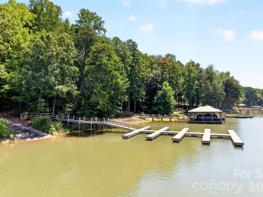 4565 River Hills Drive, Denver, NC 28037.  MLS# CAR4415518, YatesRealty ID 46706. Community Day Slips and Boat Ramp