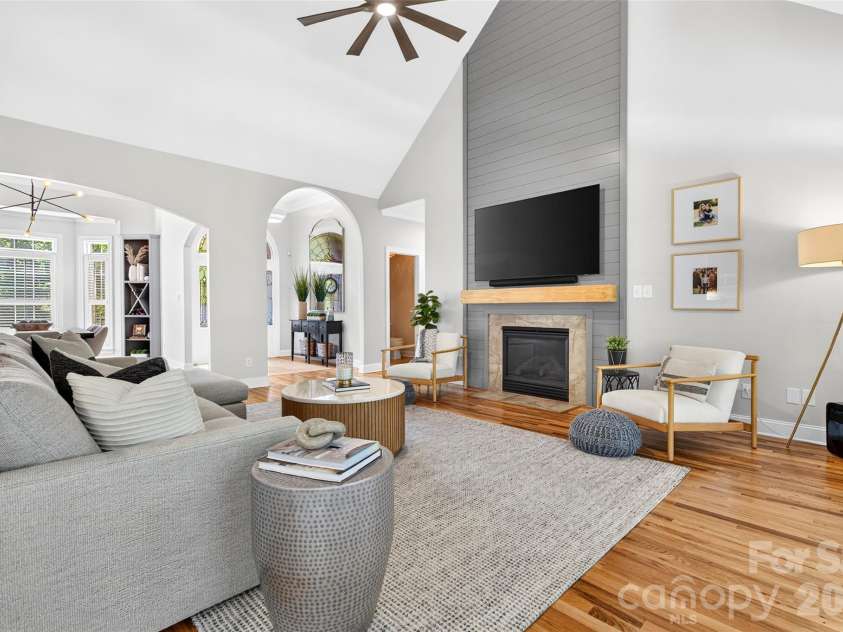 4565 River Hills Drive, Denver, NC 28037.  MLS# CAR4415518, YatesRealty ID 46706. Living Room