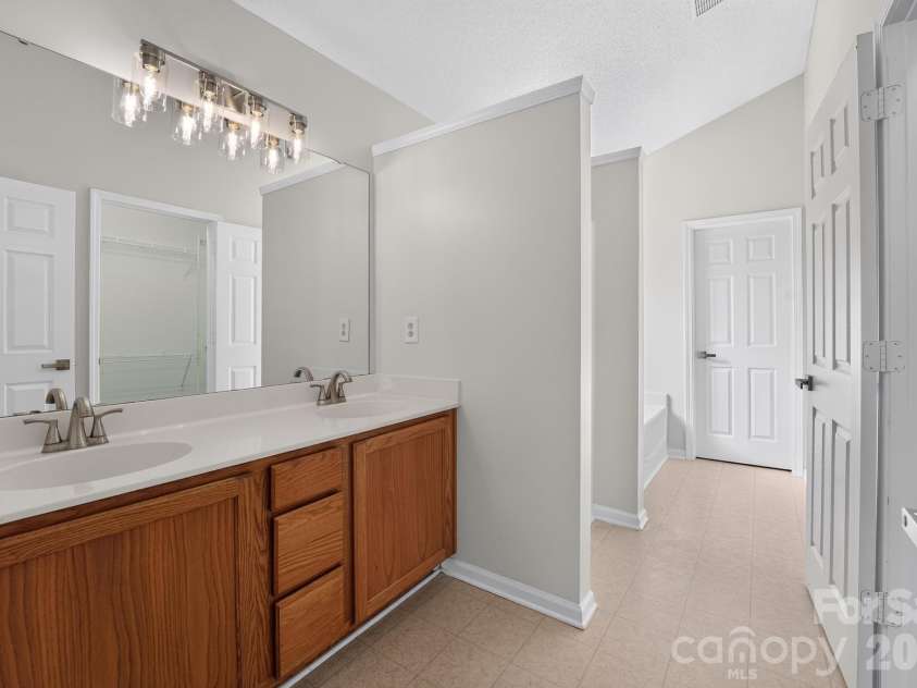 3026 Viola Lane, Monroe, NC 28110.  MLS# CAR4418093, YatesRealty ID 46707. 