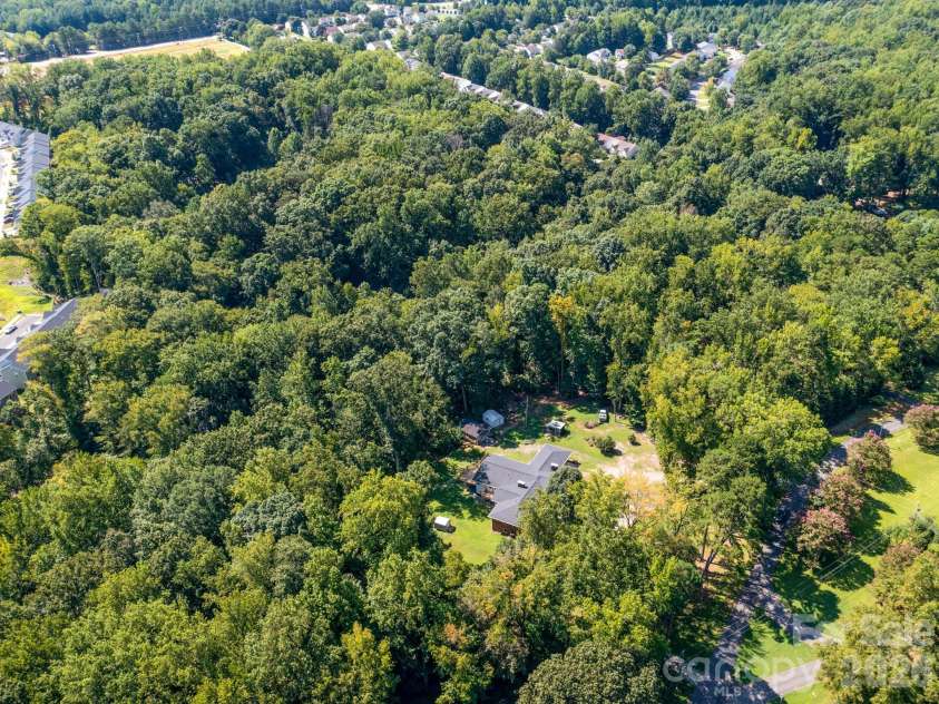 7124 Ridge Lane Road, Charlotte, NC 28262.  MLS# CAR4411281, YatesRealty ID 46708. 