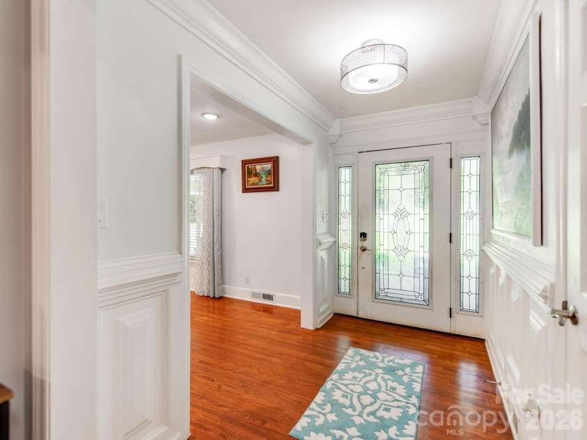 7124 Ridge Lane Road, Charlotte, NC 28262.  MLS# CAR4411281, YatesRealty ID 46708. 