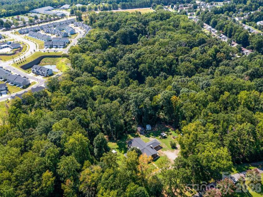 7124 Ridge Lane Road, Charlotte, NC 28262.  MLS# CAR4411281, YatesRealty ID 46708. 