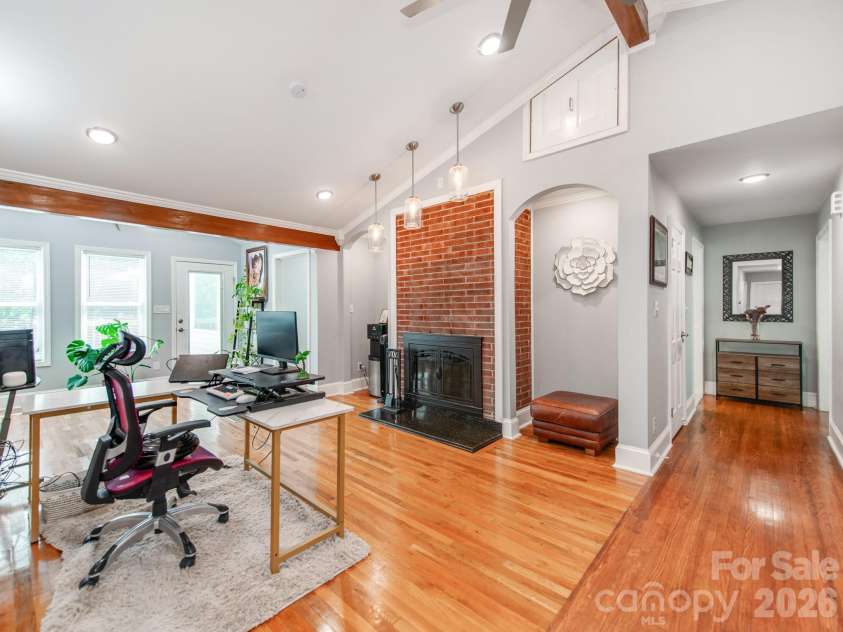 7124 Ridge Lane Road, Charlotte, NC 28262.  MLS# CAR4411281, YatesRealty ID 46708. Beautiful Office or Second Living Room Space!