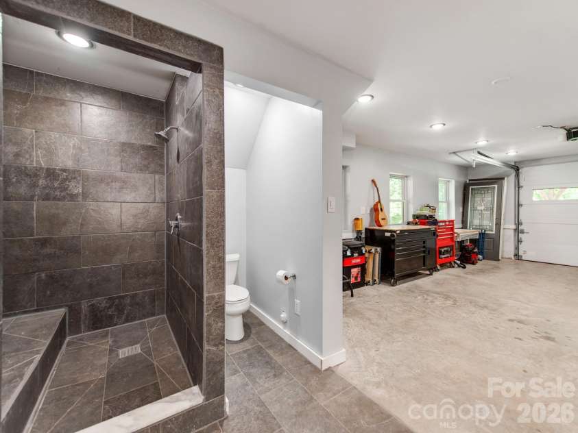 7124 Ridge Lane Road, Charlotte, NC 28262.  MLS# CAR4411281, YatesRealty ID 46708. Unfinished Basement, Great Opportunity to Add Floors to add on Additional Heated SQFT!