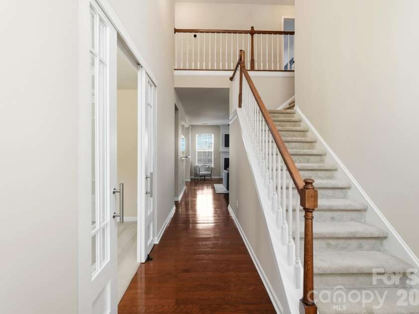 324 Minitree Lane, Charlotte, NC 28214.  MLS# CAR4418025, YatesRealty ID 46709. 
