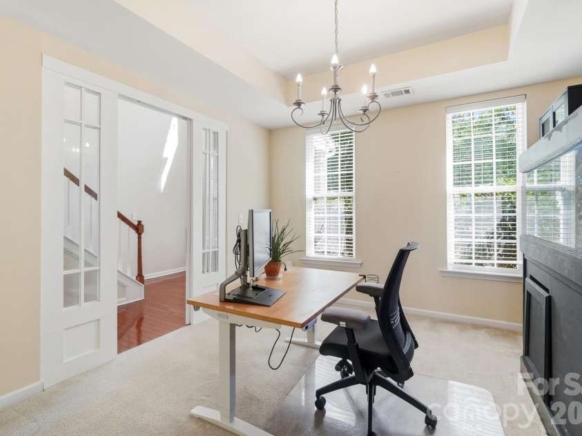 324 Minitree Lane, Charlotte, NC 28214.  MLS# CAR4418025, YatesRealty ID 46709. 