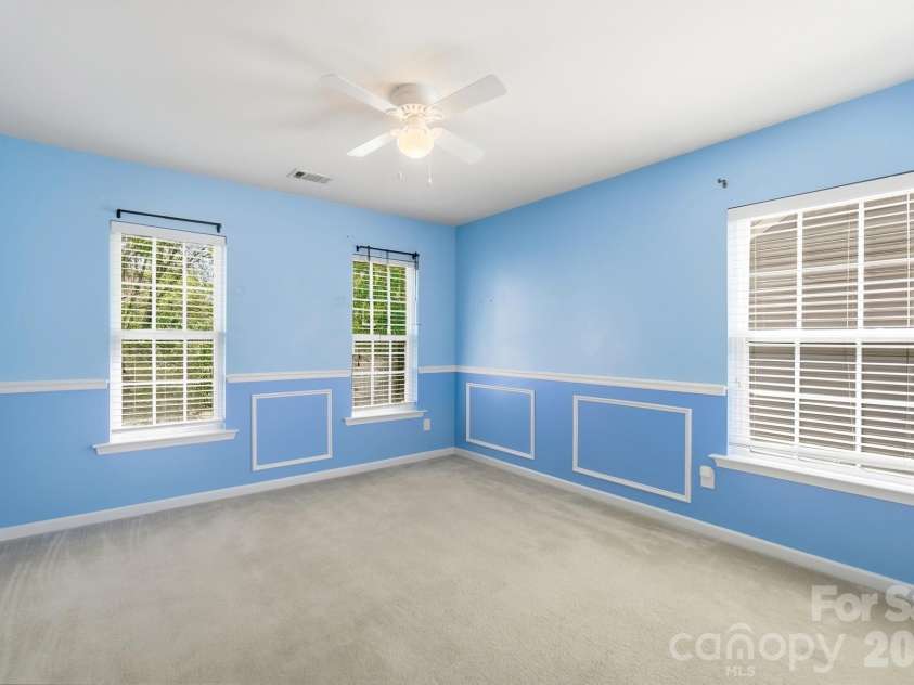 324 Minitree Lane, Charlotte, NC 28214.  MLS# CAR4418025, YatesRealty ID 46709. 