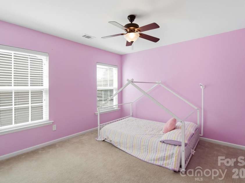 324 Minitree Lane, Charlotte, NC 28214.  MLS# CAR4418025, YatesRealty ID 46709. 