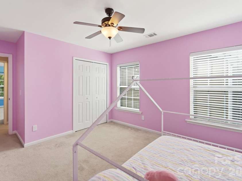 324 Minitree Lane, Charlotte, NC 28214.  MLS# CAR4418025, YatesRealty ID 46709. 