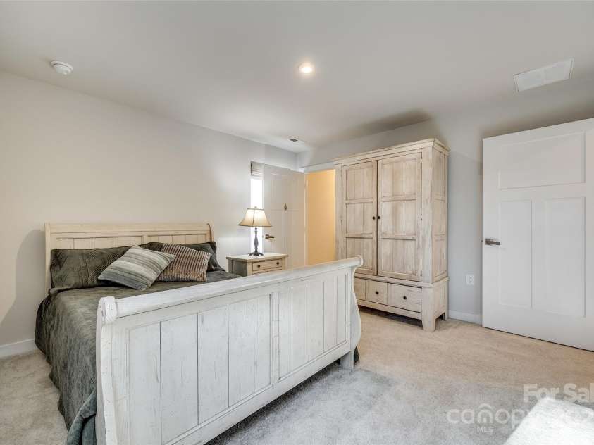 525 Grandiflora Avenue, Lancaster, SC 29720.  MLS# CAR4215163, YatesRealty ID 4671. 