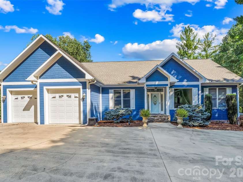 705 Waters Edge Drive, Nebo, NC 28761.  MLS# CAR4416637, YatesRealty ID 46710. 
