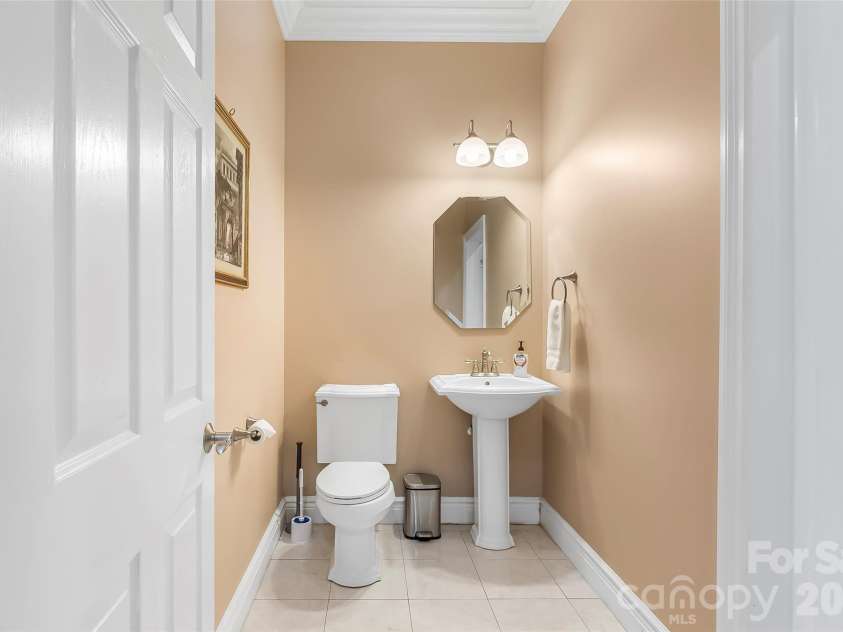 705 Waters Edge Drive, Nebo, NC 28761.  MLS# CAR4416637, YatesRealty ID 46710. 