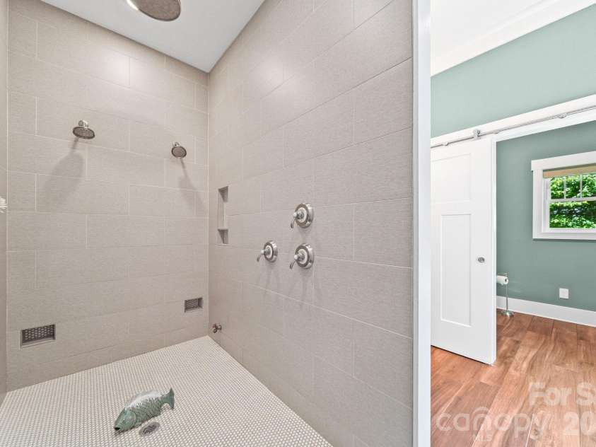3033 Dodsworth Drive, Cramerton, NC 28032.  MLS# CAR4418023, YatesRealty ID 46712. 