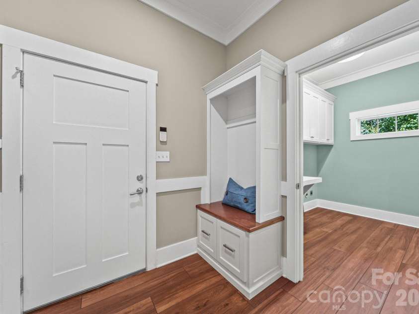 3033 Dodsworth Drive, Cramerton, NC 28032.  MLS# CAR4418023, YatesRealty ID 46712. 