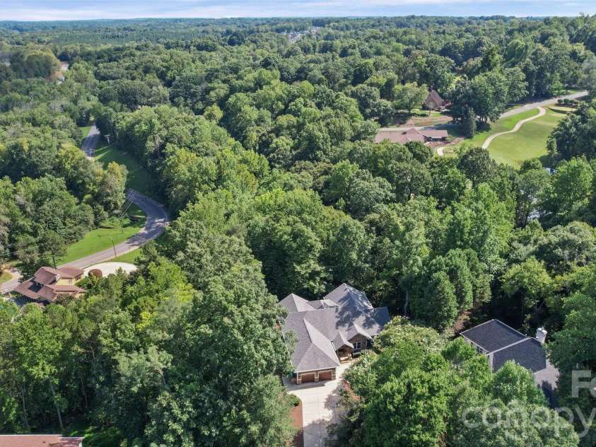 3033 Dodsworth Drive, Cramerton, NC 28032.  MLS# CAR4418023, YatesRealty ID 46712. 