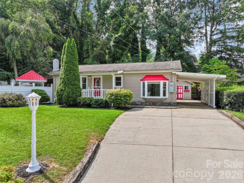 151 Meadow Street, Waynesville, NC 28786.  MLS# CAR4409488, YatesRealty ID 46713. 