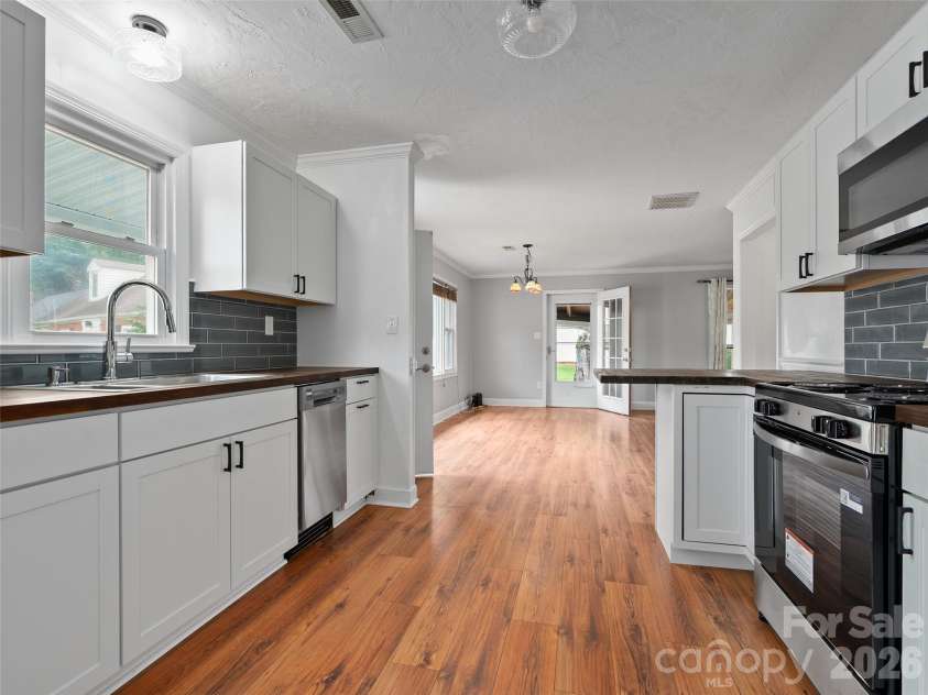 151 Meadow Street, Waynesville, NC 28786.  MLS# CAR4409488, YatesRealty ID 46713. 