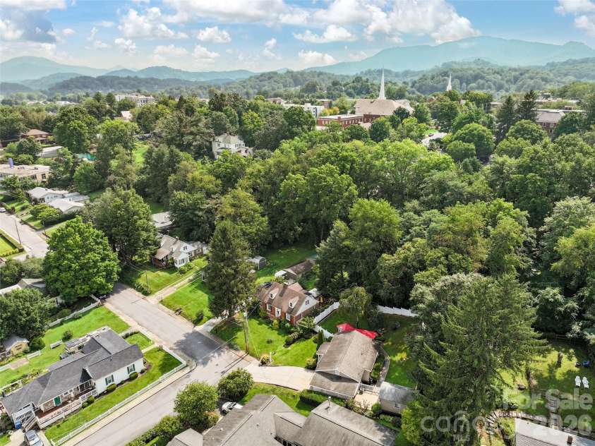 151 Meadow Street, Waynesville, NC 28786.  MLS# CAR4409488, YatesRealty ID 46713. 