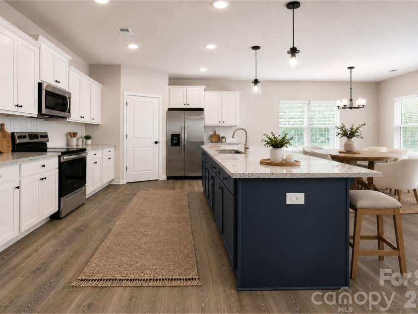2231 Dardan Woods Drive, Charlotte, NC 28215.  MLS# CAR4418121, YatesRealty ID 46716. 