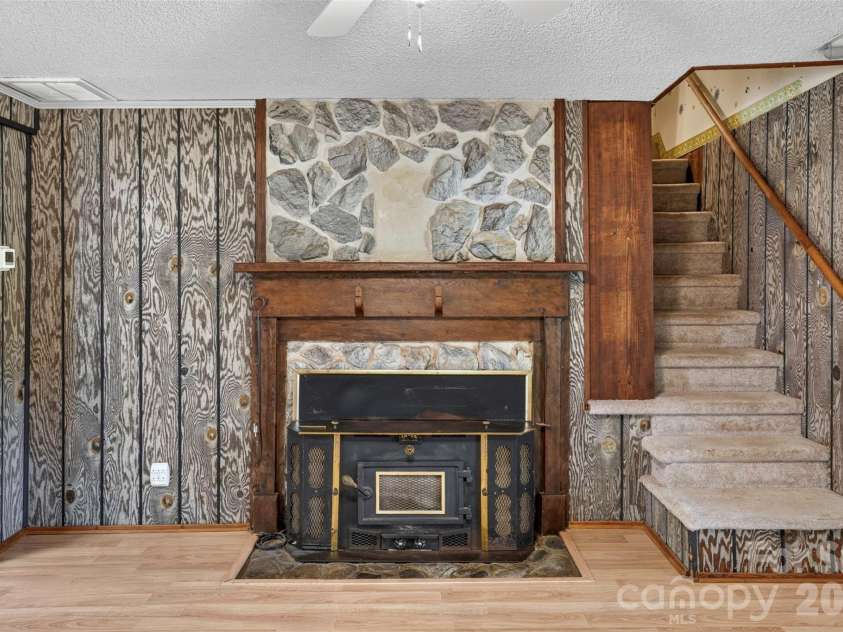 168 Huntley Road, Fletcher, NC 28732.  MLS# CAR4417803, YatesRealty ID 46717. 
