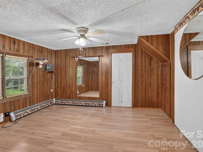 168 Huntley Road, Fletcher, NC 28732.  MLS# CAR4417803, YatesRealty ID 46717. 