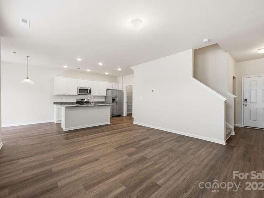 129 Pumice Drive, Statesville, NC 28625.  MLS# CAR4318134, YatesRealty ID 46718. 