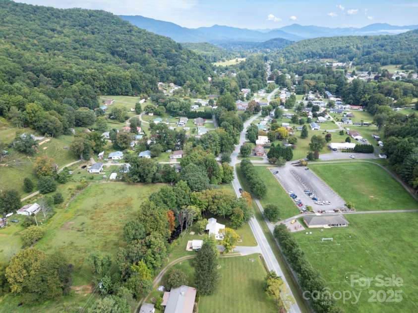 1808 Allens Creek Road, Waynesville, NC 28786.  MLS# CAR4300767, YatesRealty ID 4672. 