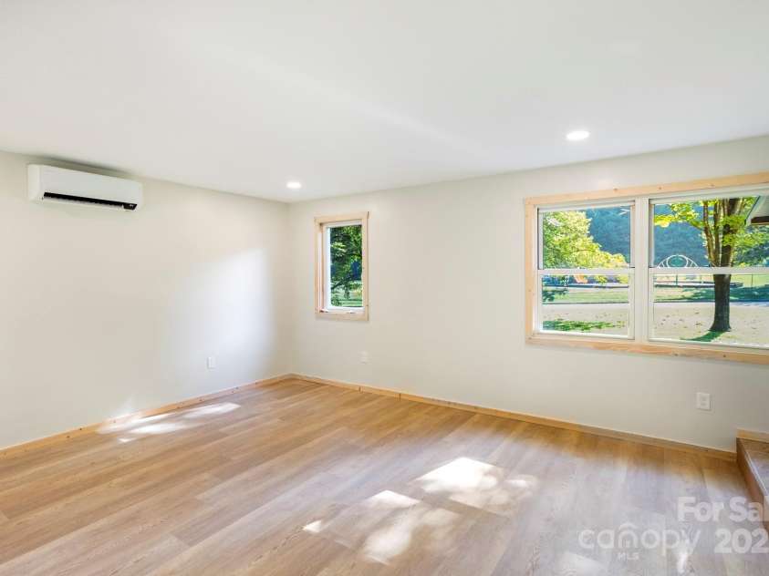 1808 Allens Creek Road, Waynesville, NC 28786.  MLS# CAR4300767, YatesRealty ID 4672. 