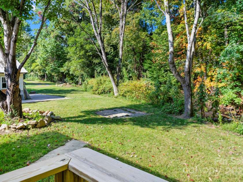 1808 Allens Creek Road, Waynesville, NC 28786.  MLS# CAR4300767, YatesRealty ID 4672. 