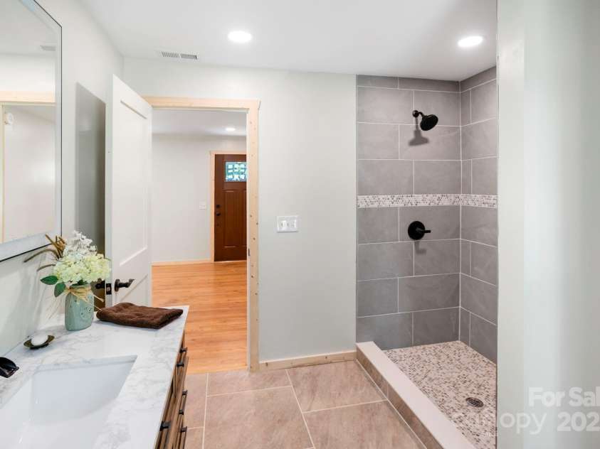 1808 Allens Creek Road, Waynesville, NC 28786.  MLS# CAR4300767, YatesRealty ID 4672. 