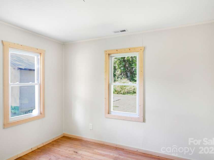 1808 Allens Creek Road, Waynesville, NC 28786.  MLS# CAR4300767, YatesRealty ID 4672. 