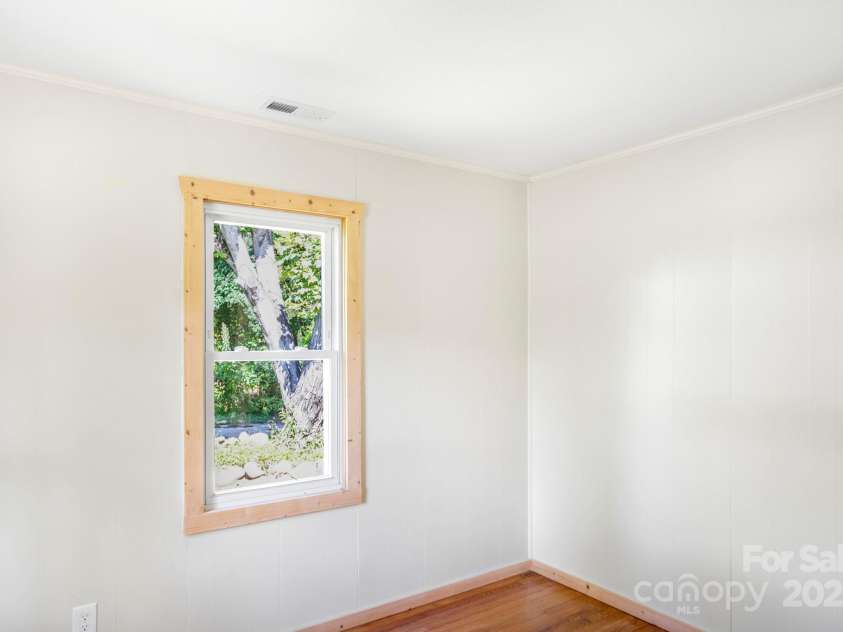 1808 Allens Creek Road, Waynesville, NC 28786.  MLS# CAR4300767, YatesRealty ID 4672. 