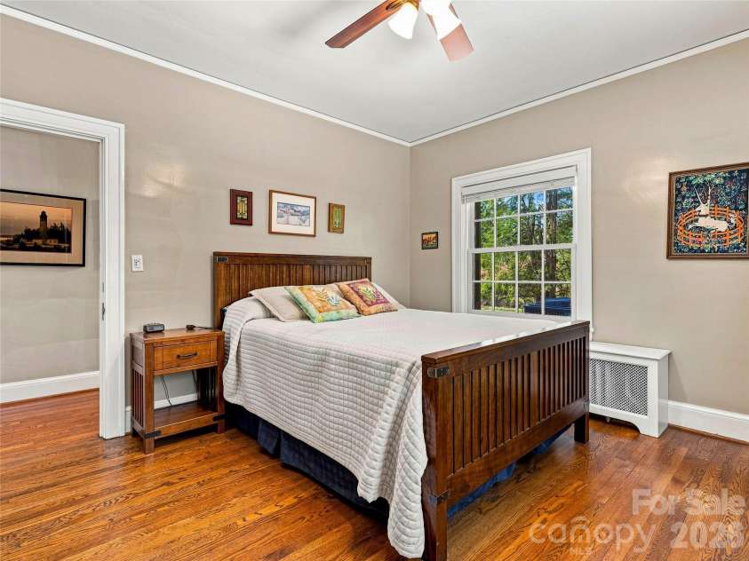 14 Griffing Boulevard, Asheville, NC 28804.  MLS# CAR4413603, YatesRealty ID 46721. 3rd bedroom with hardwood floors