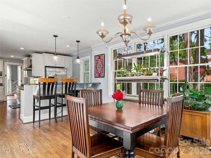 14 Griffing Boulevard, Asheville, NC 28804.  MLS# CAR4413603, YatesRealty ID 46721. Casual dining area opening up to the deck