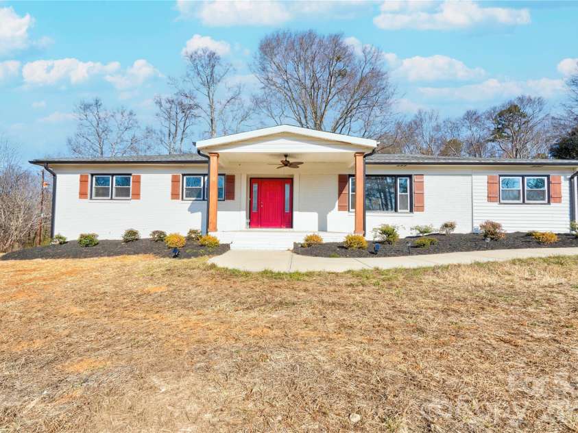 226 Hardin Circle, Grover, NC 28073.  MLS# CAR4418091, YatesRealty ID 46725. 