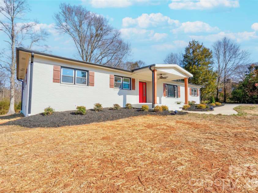 226 Hardin Circle, Grover, NC 28073.  MLS# CAR4418091, YatesRealty ID 46725. 