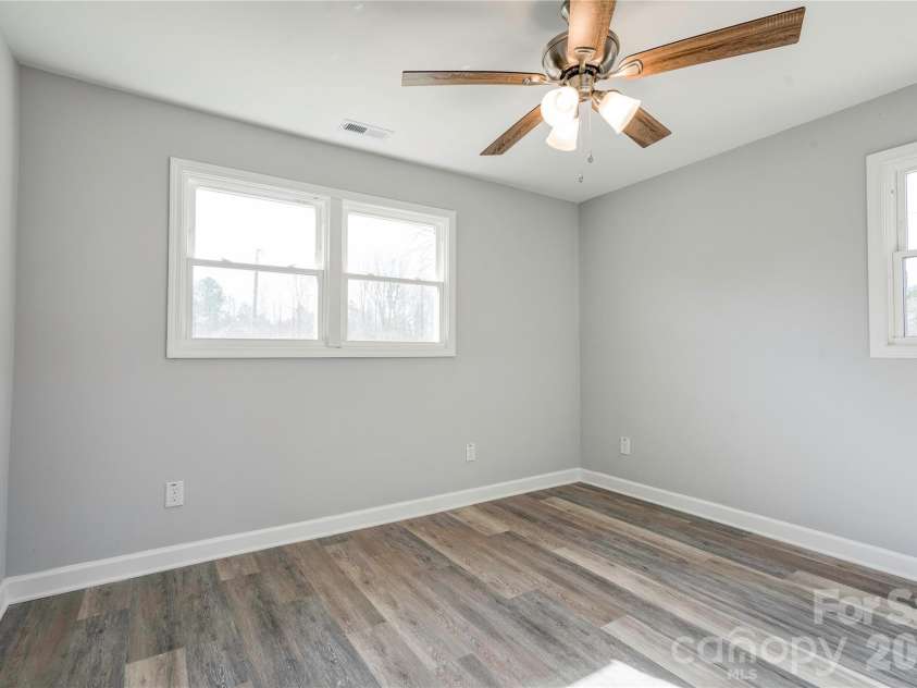 226 Hardin Circle, Grover, NC 28073.  MLS# CAR4418091, YatesRealty ID 46725. 