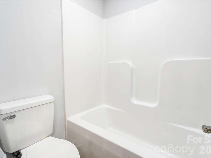 226 Hardin Circle, Grover, NC 28073.  MLS# CAR4418091, YatesRealty ID 46725. 