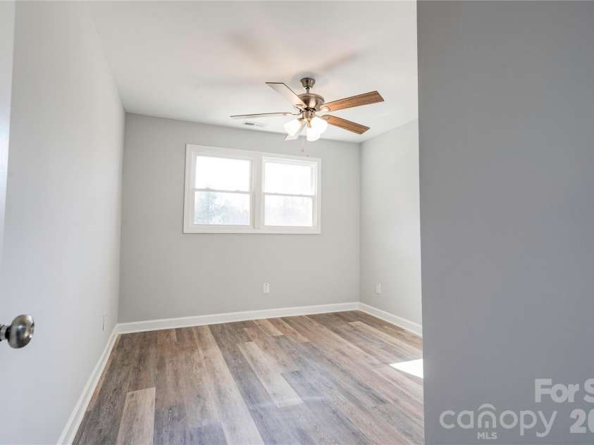 226 Hardin Circle, Grover, NC 28073.  MLS# CAR4418091, YatesRealty ID 46725. 