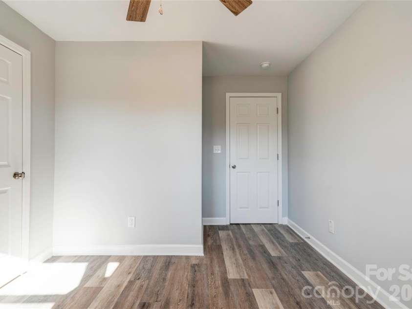 226 Hardin Circle, Grover, NC 28073.  MLS# CAR4418091, YatesRealty ID 46725. 