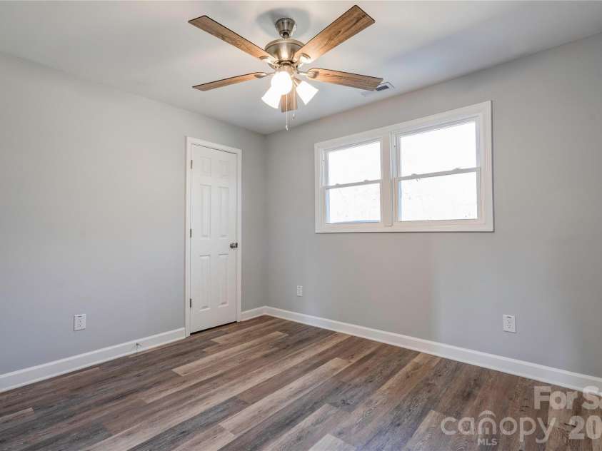 226 Hardin Circle, Grover, NC 28073.  MLS# CAR4418091, YatesRealty ID 46725. 