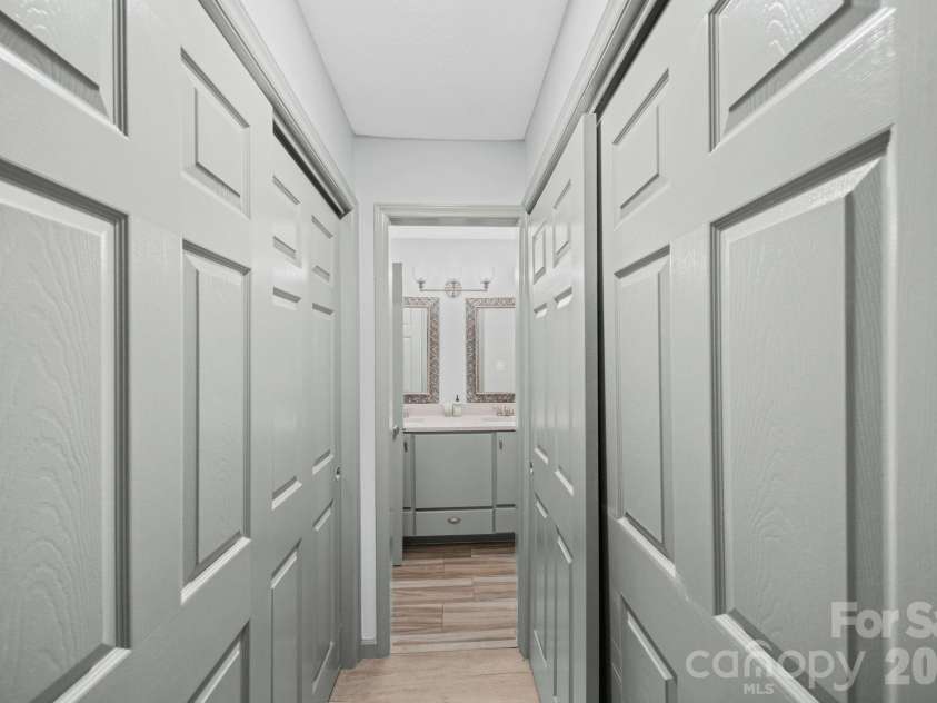 503 Gooseneck Drive, Cary, NC 27513.  MLS# CAR4418013, YatesRealty ID 46726. 