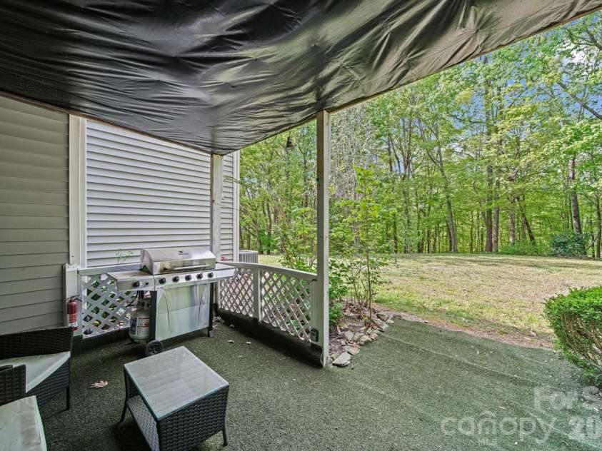 503 Gooseneck Drive, Cary, NC 27513.  MLS# CAR4418013, YatesRealty ID 46726. 