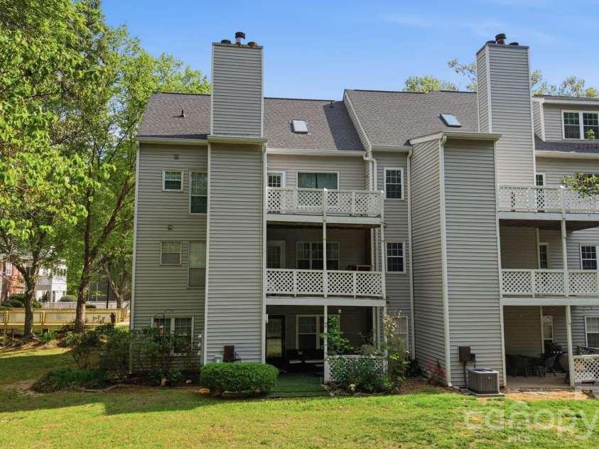 503 Gooseneck Drive, Cary, NC 27513.  MLS# CAR4418013, YatesRealty ID 46726. 