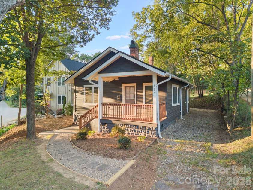 124 State Street, Asheville, NC 28806.  MLS# CAR4418133, YatesRealty ID 46728. 