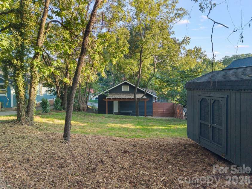 124 State Street, Asheville, NC 28806.  MLS# CAR4418133, YatesRealty ID 46728. 