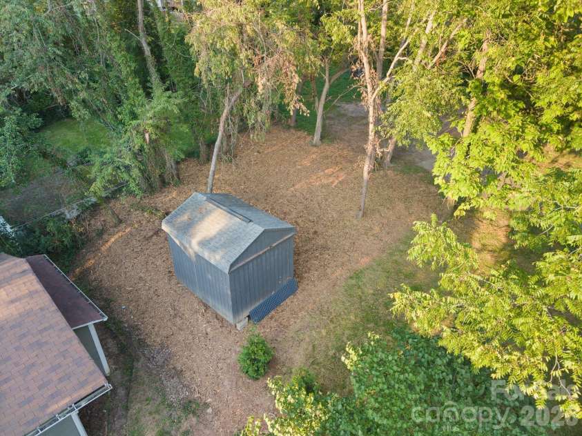124 State Street, Asheville, NC 28806.  MLS# CAR4418133, YatesRealty ID 46728. 