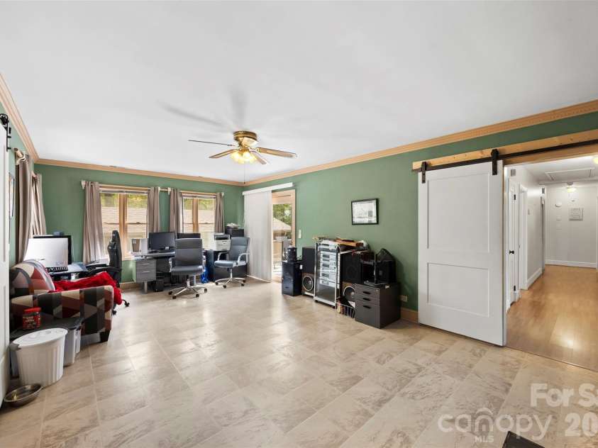 828 6th Street, Albemarle, NC 28001.  MLS# CAR4367495, YatesRealty ID 46729. 