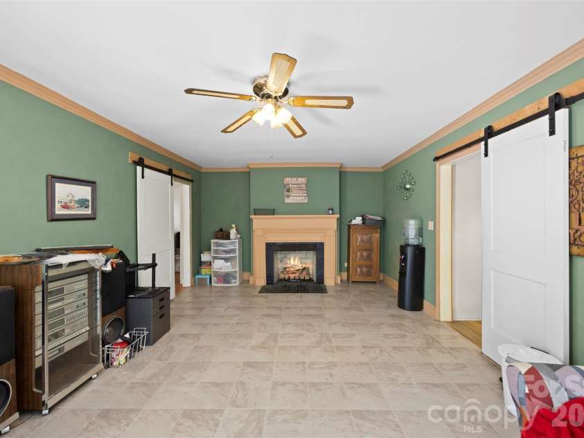 828 6th Street, Albemarle, NC 28001.  MLS# CAR4367495, YatesRealty ID 46729. 