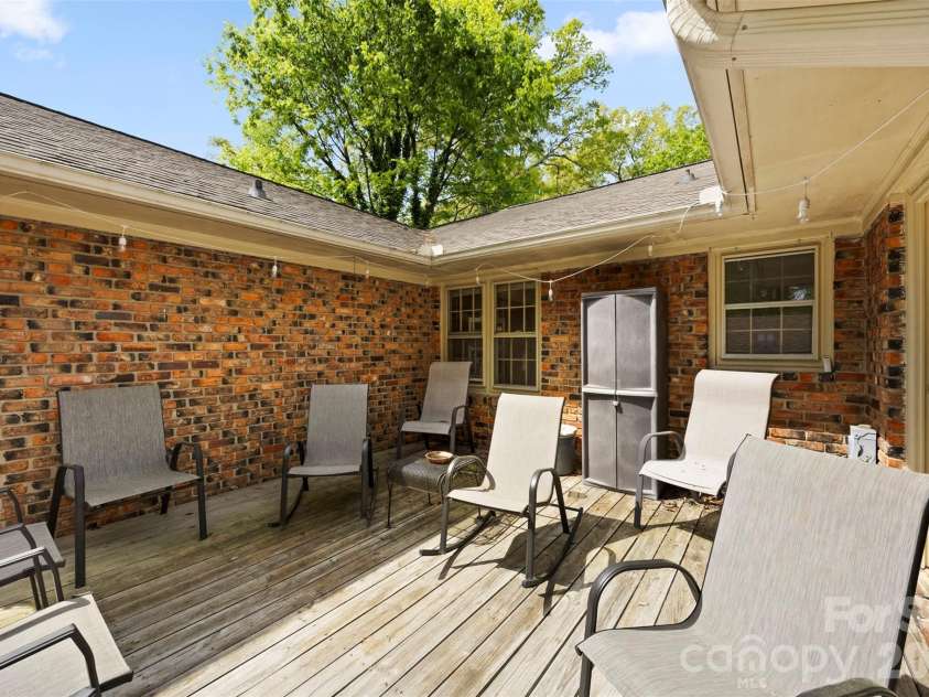 828 6th Street, Albemarle, NC 28001.  MLS# CAR4367495, YatesRealty ID 46729. 